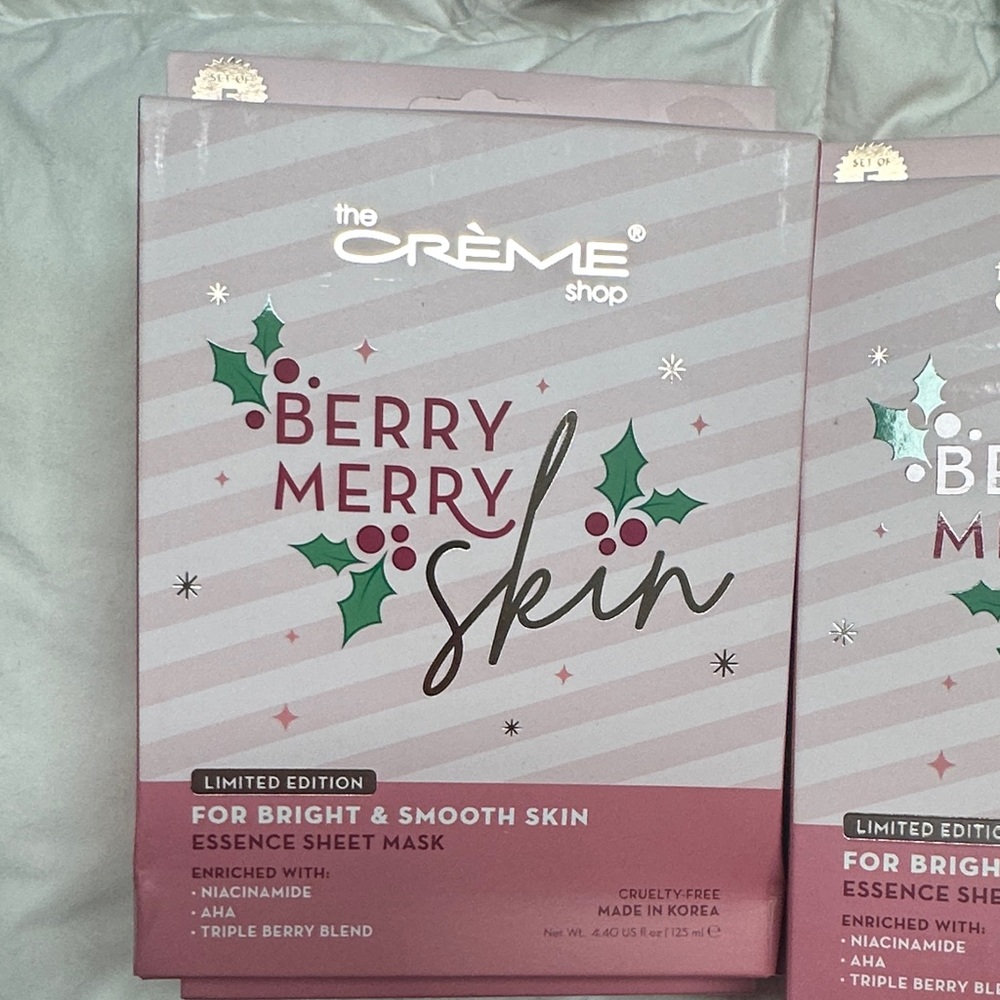 The Crème Shop Berry Merry Skin Essence Sheet Mask - Limited Edition Pack of 5